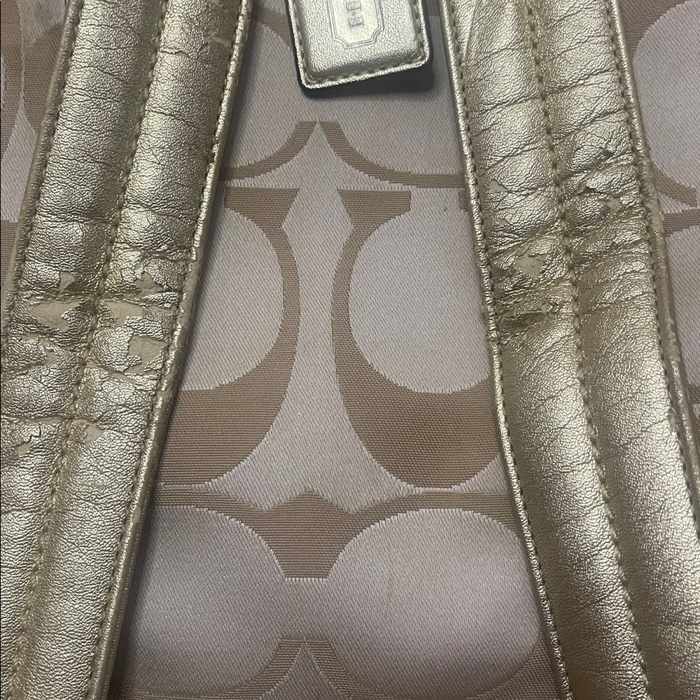 🆕listing…Coach Poppy Backpack - Picture 5 of 16